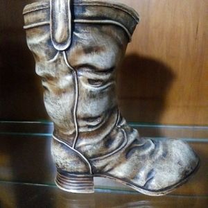 Boot Decor